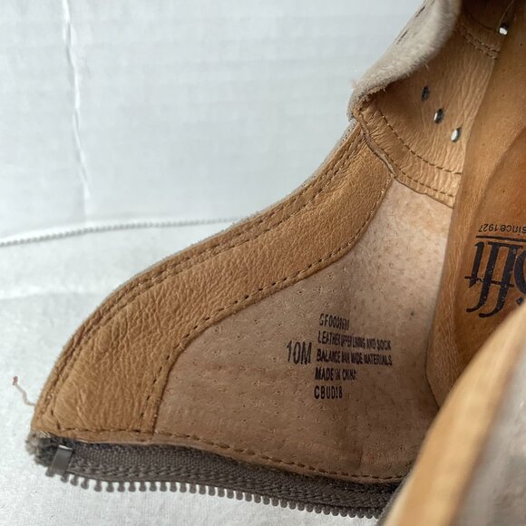 Sofft Wyoming Bootie Laser Cut Design Silver Pewter Metallic Leather - Picture 9 of 9